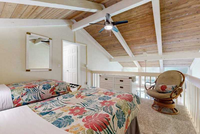 Cozy Twin Loft Sleeping Retreat
