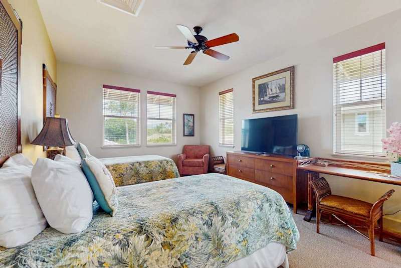 Guest Bedroom with Flat-Screen TV, Dresser & Workstation Desk