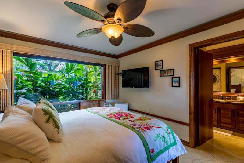 Serene Bedroom With Island Charm