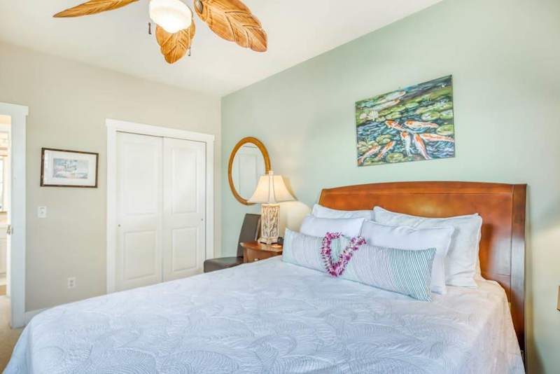 Bright & Peaceful Bedroom with Ceiling Fan & Ample Closet Space