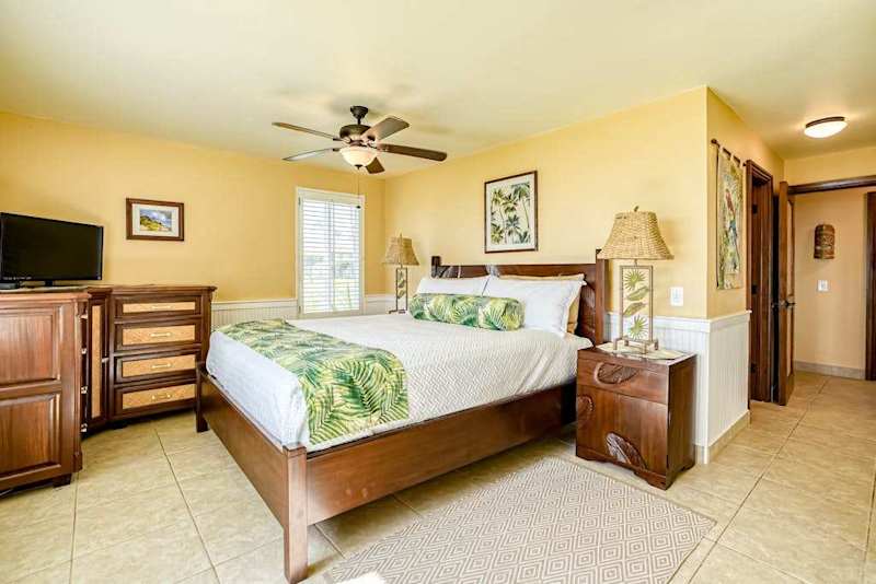 Serene Bedroom With Tropical Accents