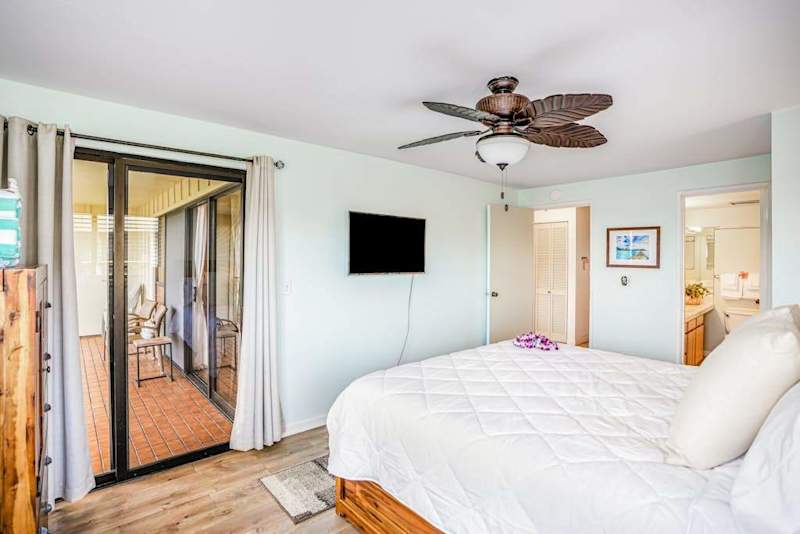 Spacious Bedroom With Balcony Access
