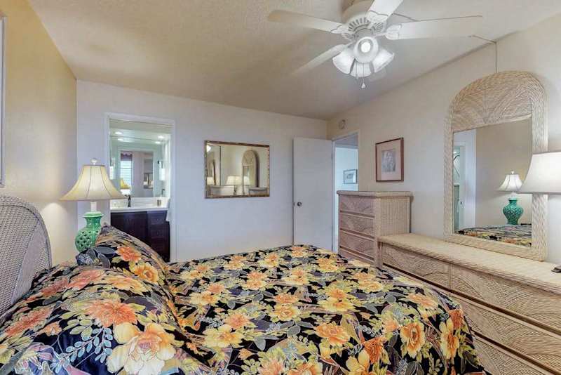 Spacious Bedroom For Sweet Dreams