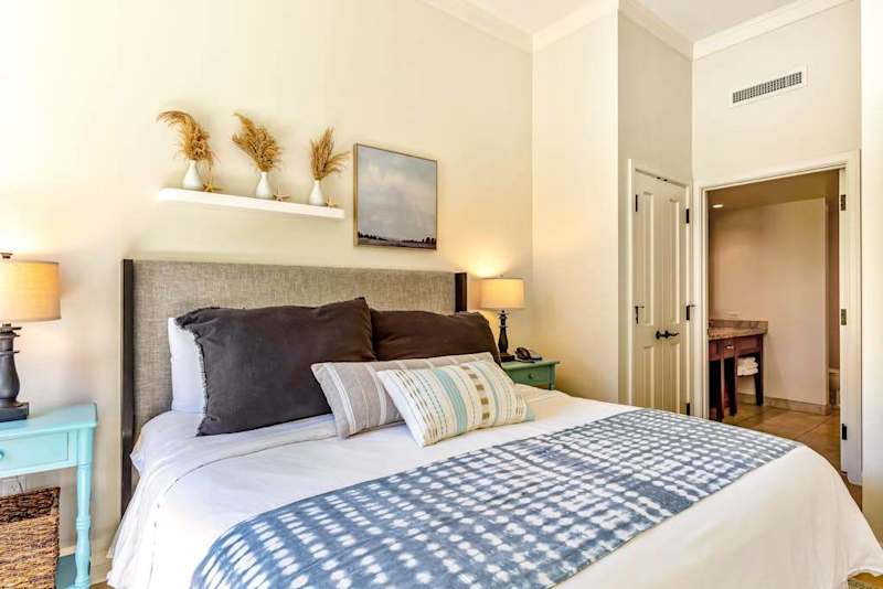 Comfortable Bedroom Designed For Sweet Dreams