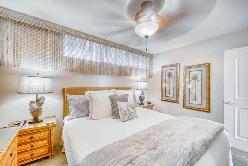 Serene Bedroom With Timeless Island Style