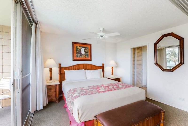 Start your morning with Maui sunshine and Pacific views