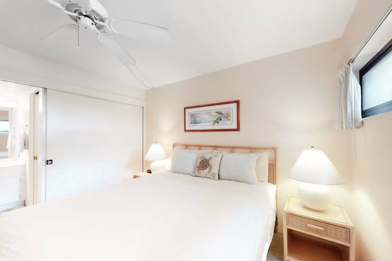 Master bedroom with en-suite bathroom
