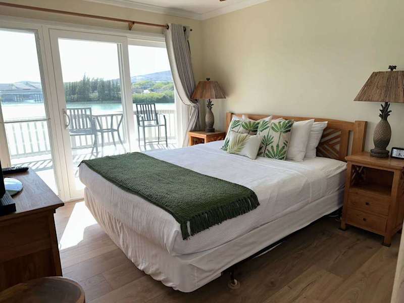 Primary suite with King bed