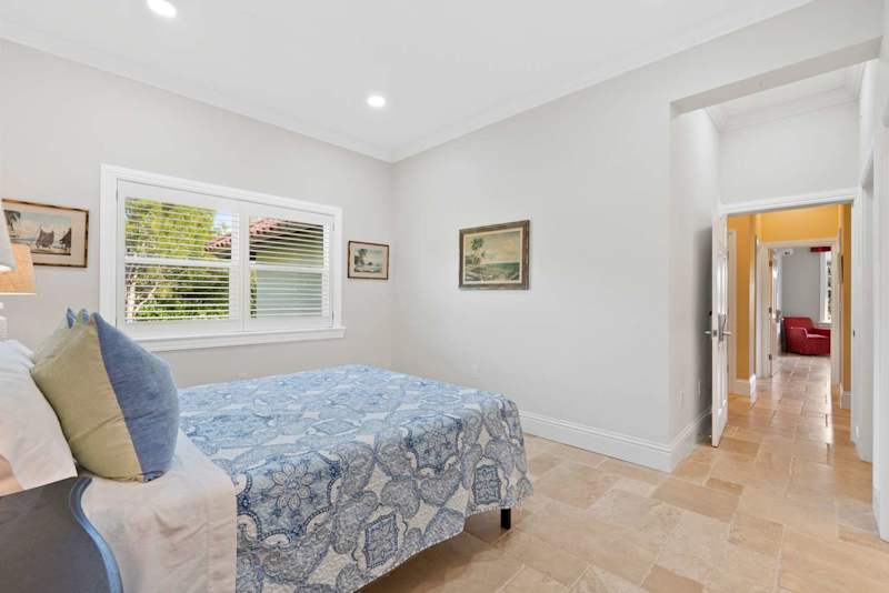 Suite 10 with queen bedroom, walk-in closet, and ensuite bathroom