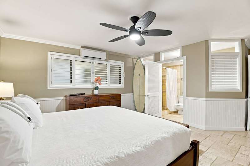 Master Bedroom with Ensuite Bathroom Access