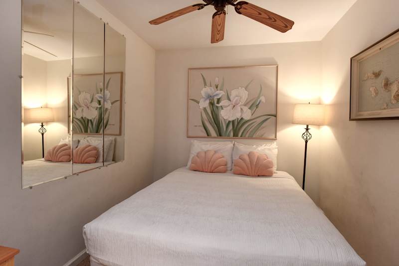 Cozy Guest Bedroom Retreat