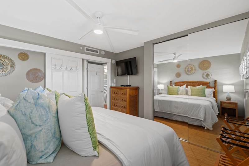 Master King Bedroom (2 of 2)