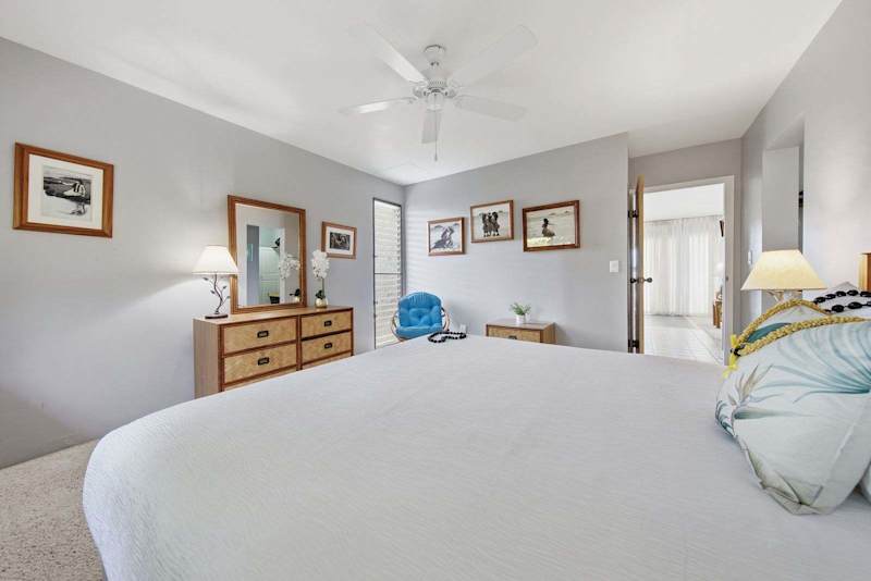 King Suite Bedroom (3 of 3)
