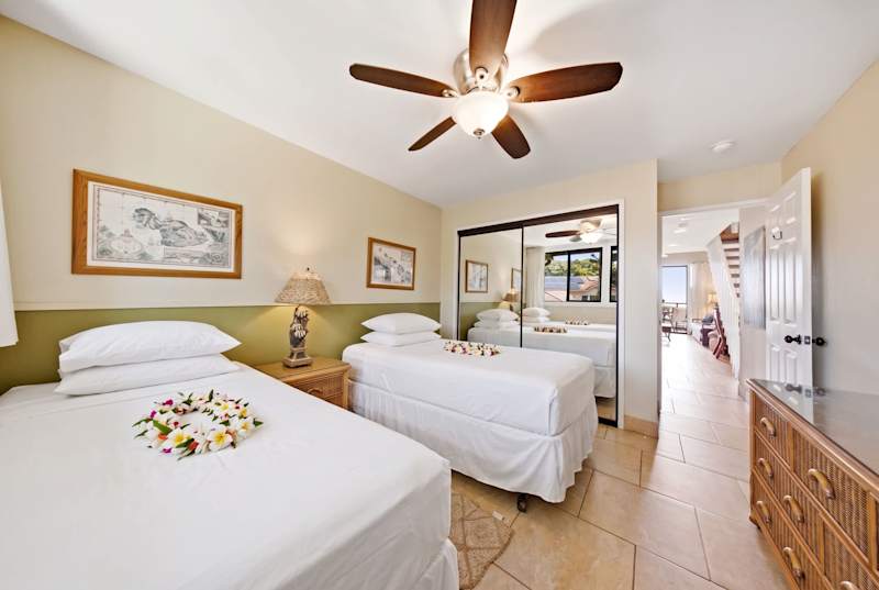 Twin Bedroom (2 of 2)