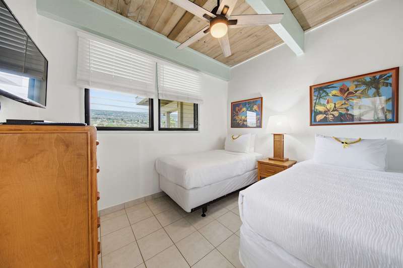 Guest Twin Bedroom