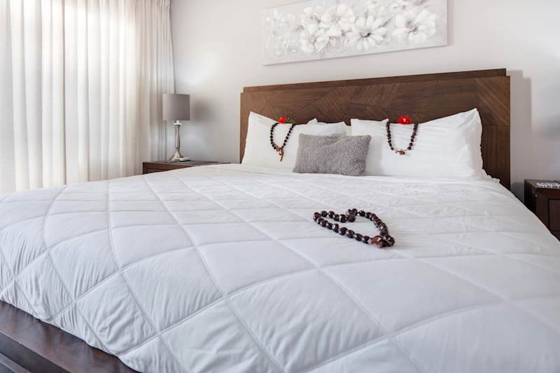 Master King Bedroom (2 of 5)