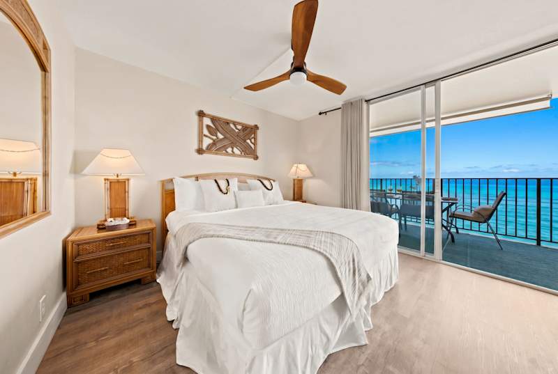 Guest Bedroom (1 of 2)