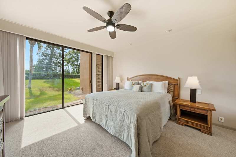 King Bedroom (1 of 5)