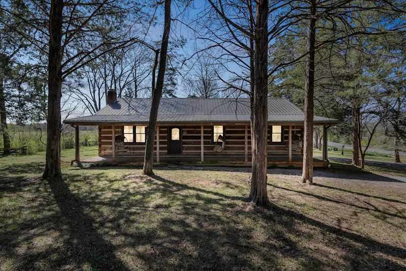 Cozy Lux Cabin With Game Room Murfreesboro
