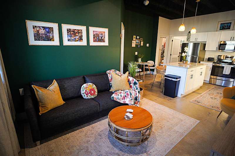 Chādy-managed Middle Tennessee luxury short-term rental exterior