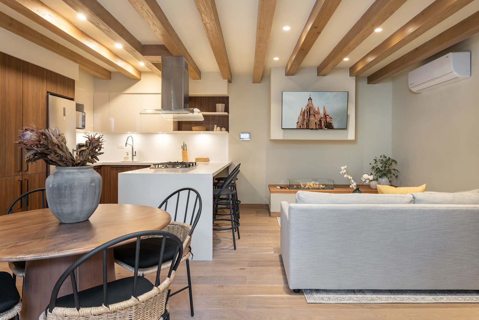 Open Space Living Room & Kitchen