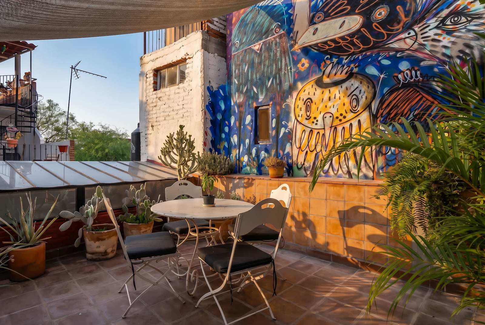 The Bird House, 2BR Artistic Retreat for Creatives photo 5