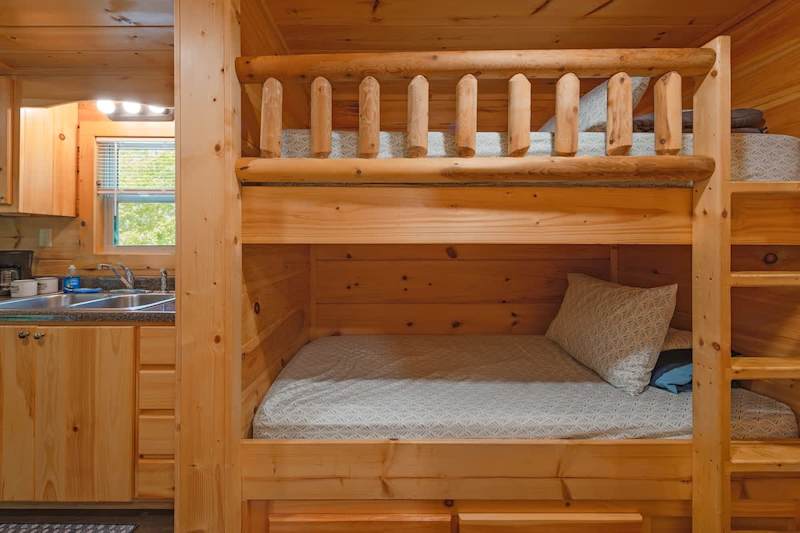 Twin bunk beds