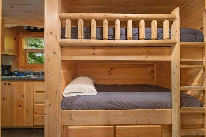 Twin Bunk bed