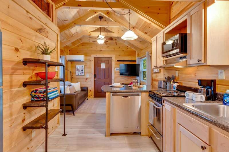 Eliza Cabin photo 17