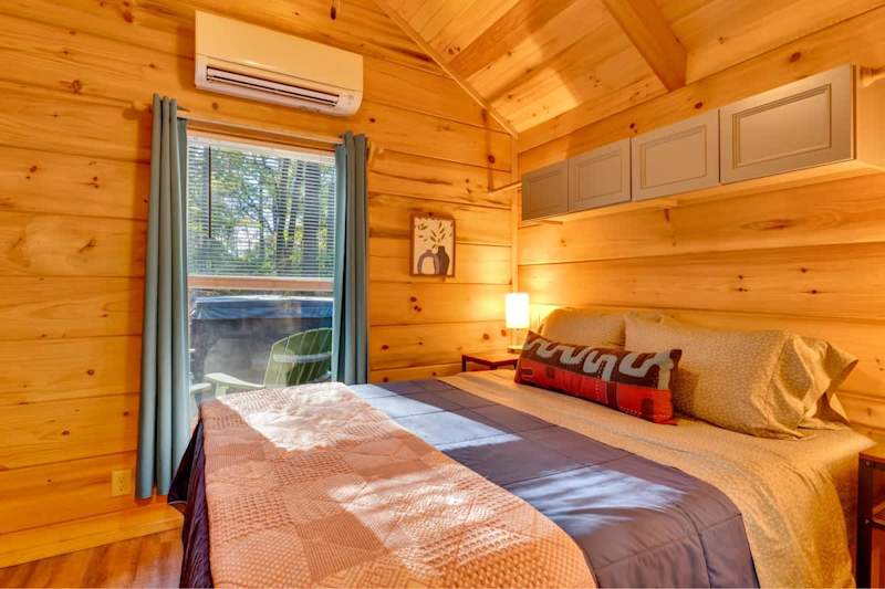 Eliza Cabin photo 22