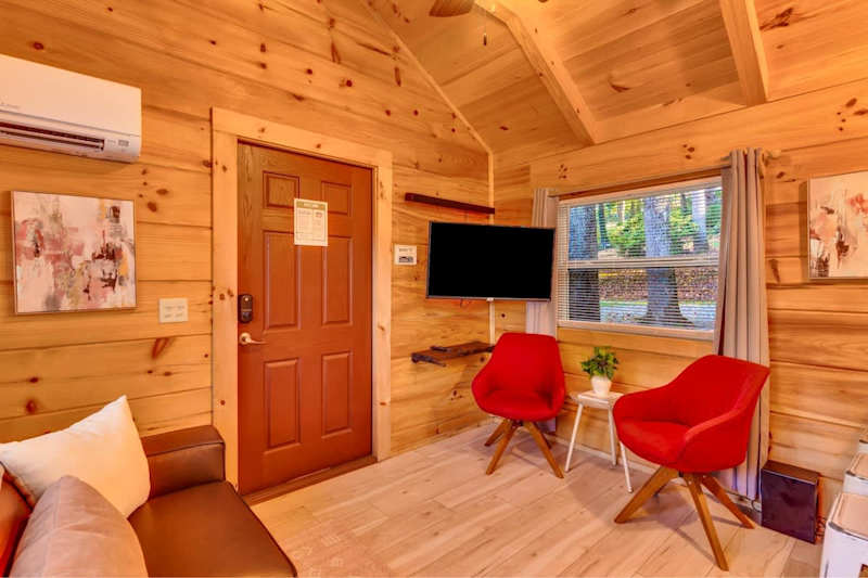 Eliza Cabin photo 11