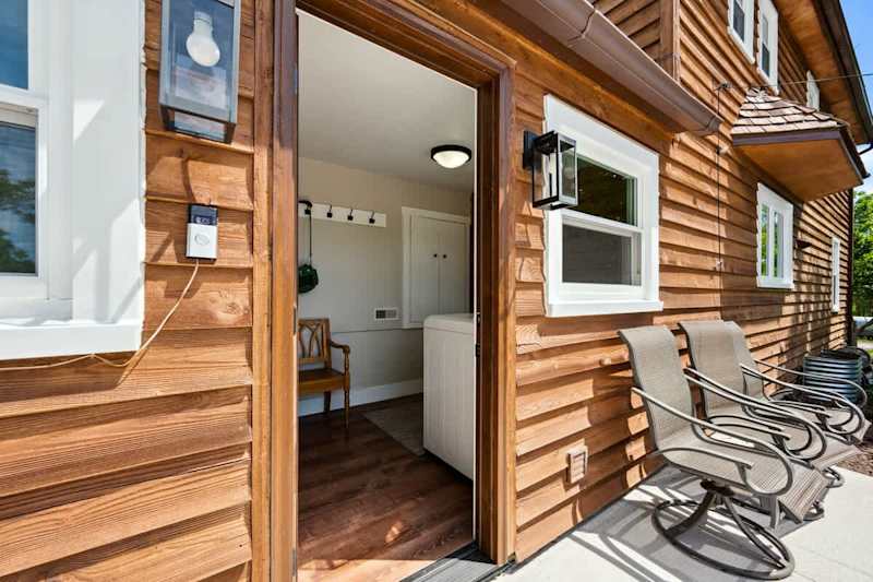 Private 5-Acre Retreat · Firepit · Egg Harbor