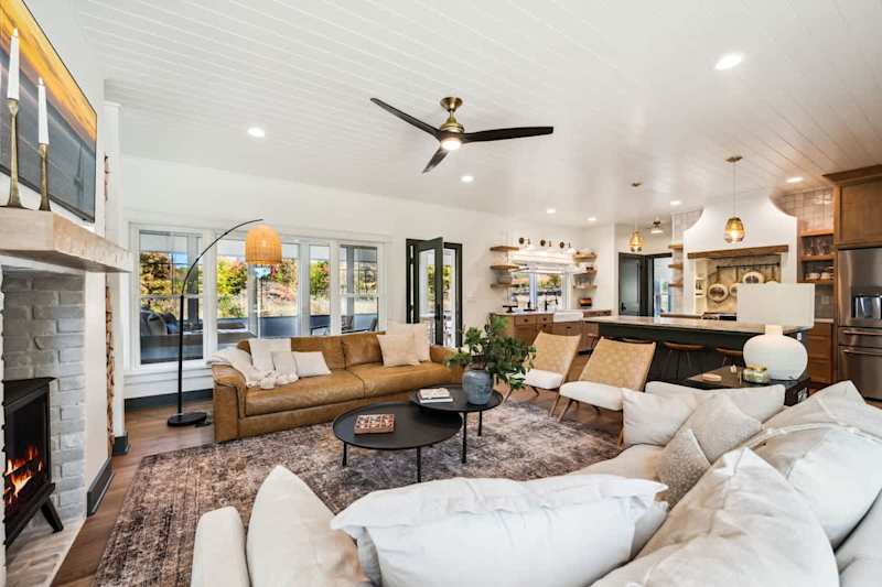 Designer Retreat · Screened Porch · Sister Bay