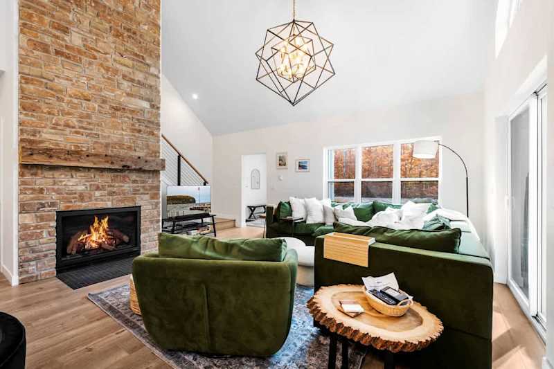 Pet-Friendly Modern Retreat · Woods · Ellison Bay