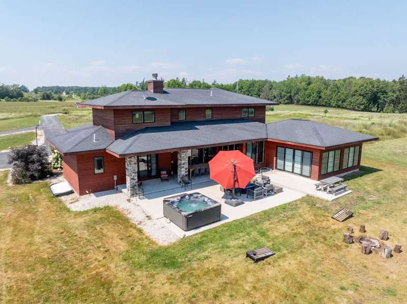 Door County 5BR Estate: Hot Tub + Theater, Ellison Bay, WI