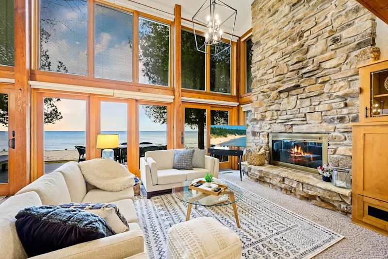 Lakefront Cottage · Sand Beach · Waterfront Deck, Baileys Harbor, WI