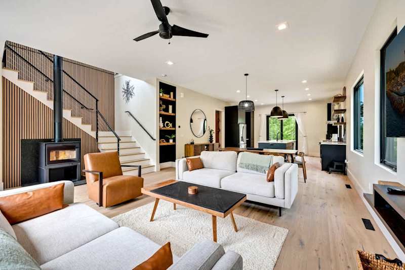 Welcome to the Nordica House and Loft, a modern and design-driven retreat located in the heart of Egg Harbor. This spacious property features a den, 6 bedrooms, 4 bathrooms, and offers a perfect balance of style and guest comfort.