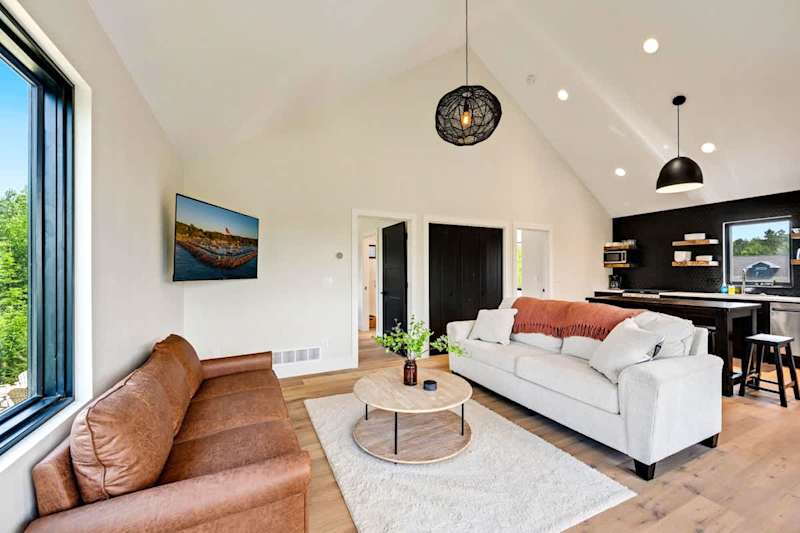 Modern Loft Suite · Walk to Downtown Egg Harbor
