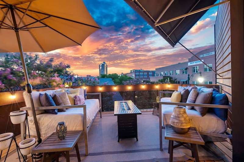 Designer Penthouse Suite, East Downtown Austin photo 1