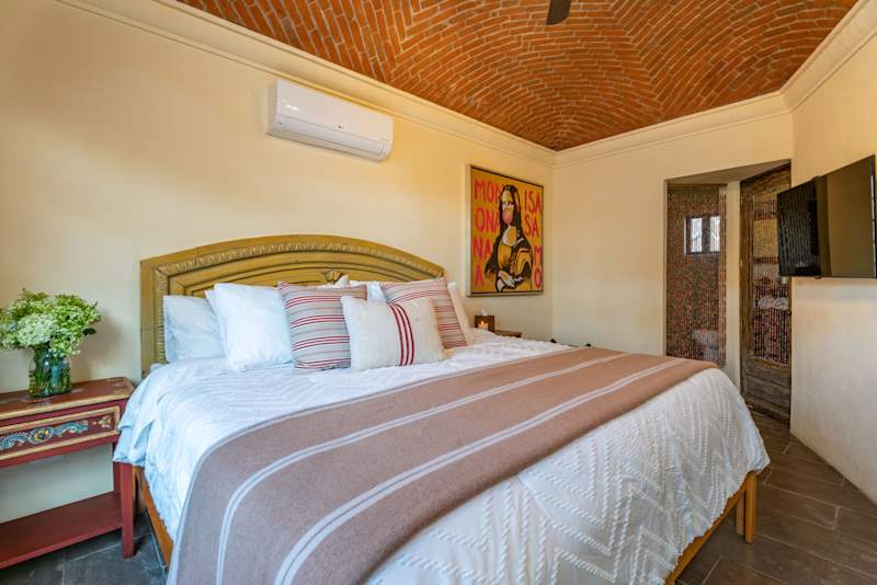 Casa Esperanza, 2BR Colonial Charm w/ Sunset Views photo 4