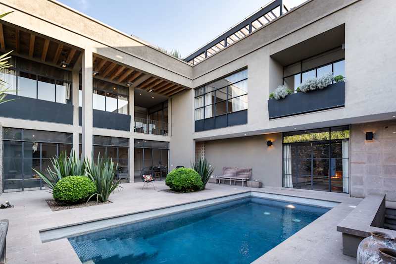 The Glasshouse — Contemporary 5BR w/Pool & Rooftop photo 1