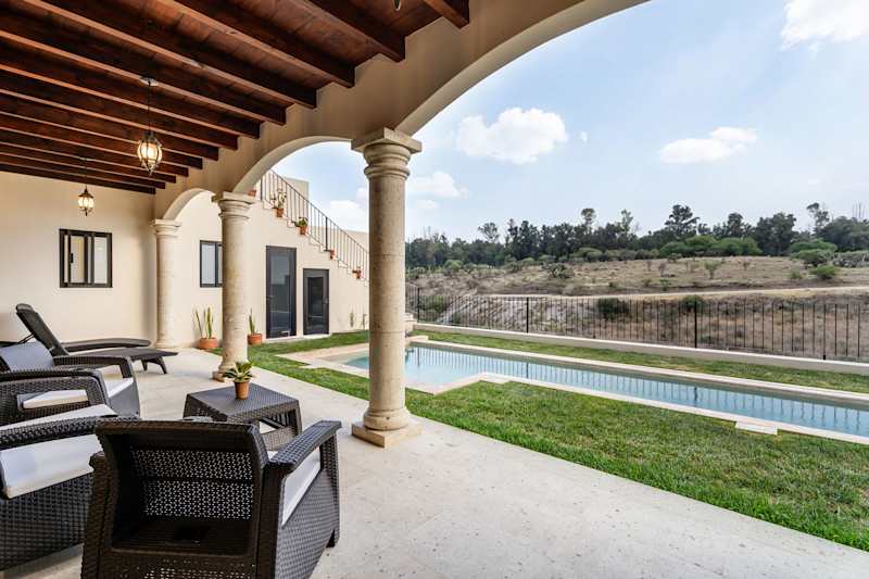 Malanquin Golf Community, 4BR Modern Home w/ Pool photo 4