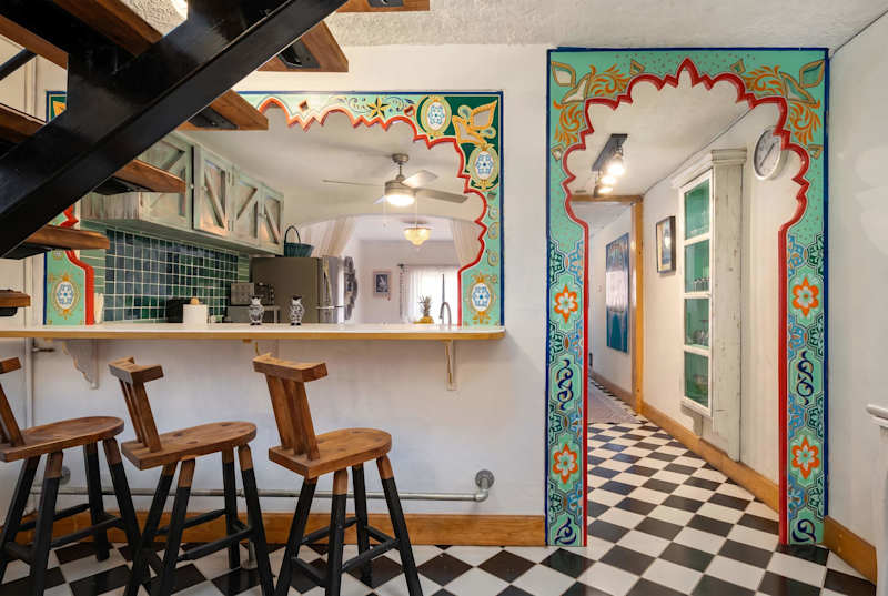 The Bird House, 2BR Artistic Retreat for Creatives photo 1
