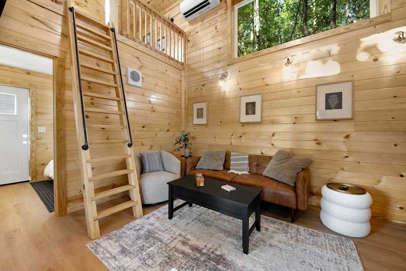 Charcoal Chalet photo 3