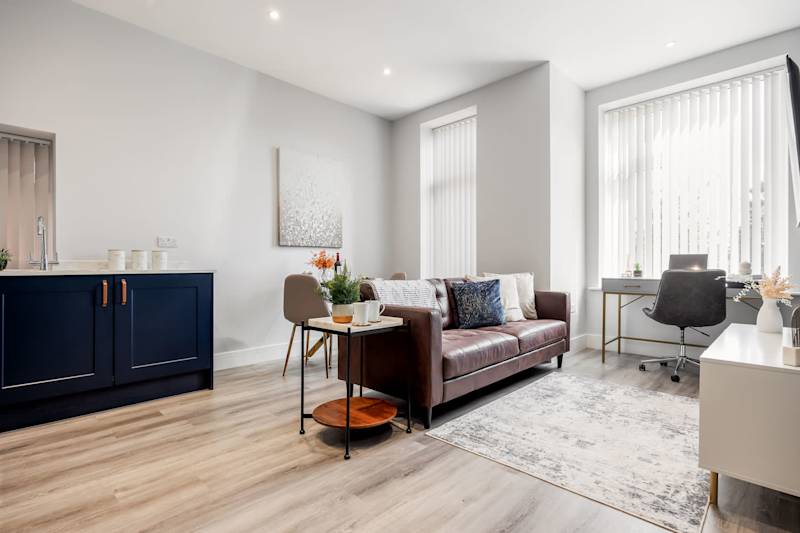 Modern & Mellow 1-bed Apt w/ Free Parking & Wi-Fi - Photo 23
