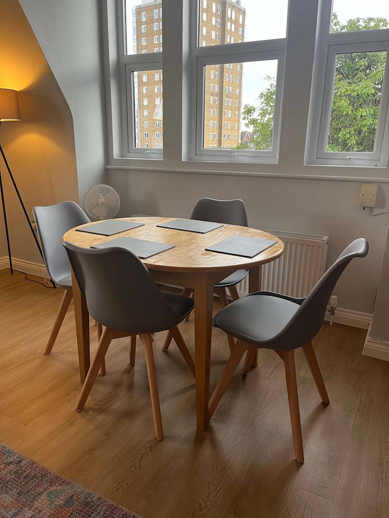 *NEW* Contemporary 2 bed, free parking - Photo 12