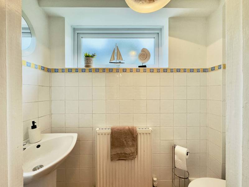 Charming Family Home by Coy Pond w/ Free Parking - Photo 39