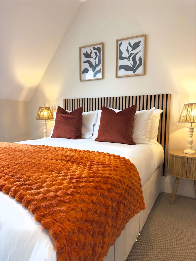 Stylish Double Room near the Sea - Photo 16