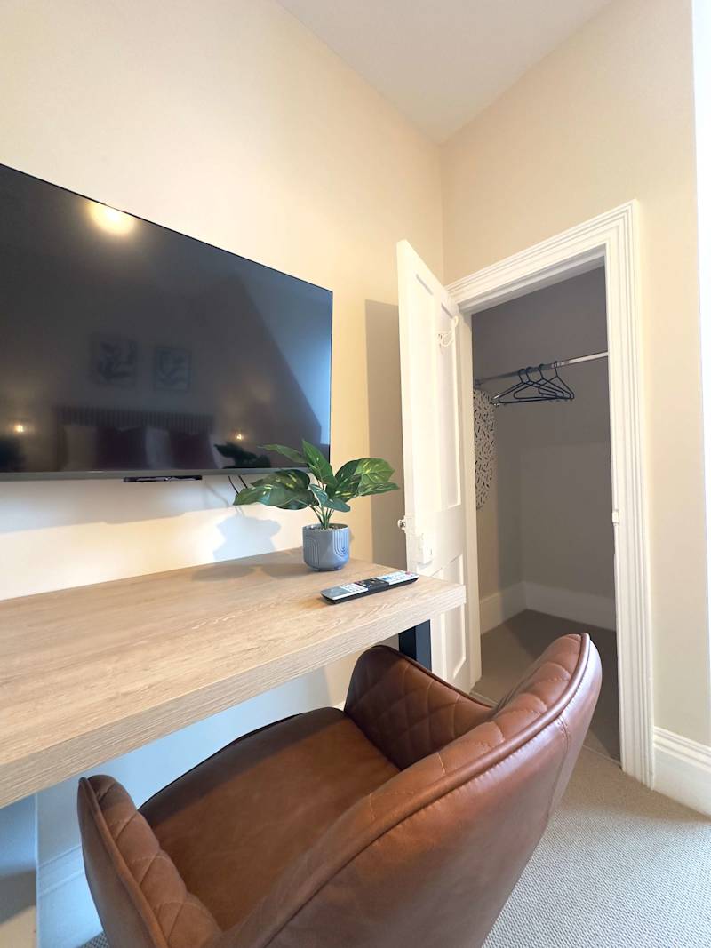 Stylish Double Room near the Sea - Photo 6