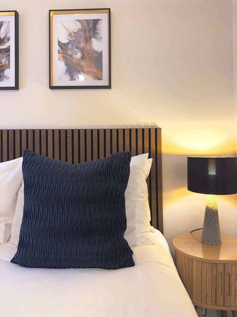 Relaxing Double Room by the Shore - Photo 13